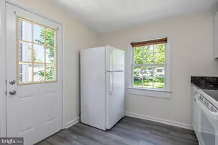 319 Wolfe St, Fredericksburg, VA 22401 - Photo 15