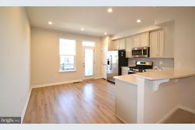 1318 Trestle Drive, Fredericksburg, VA 22401 - Photo 3