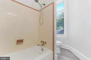 1122 Caroline St, Fredericksburg, VA 22401 - Photo 7
