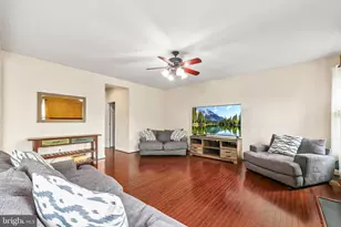 1402 Sands Cir, Fredericksburg, VA 22401 - Photo 15