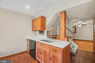 807 College Ave, Fredericksburg, VA 22401 - Photo 13