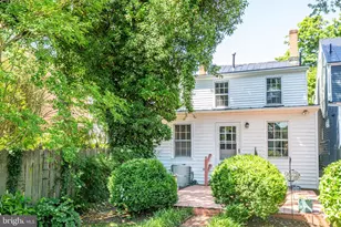 1307 Caroline St, Fredericksburg, VA 22401 - Photo 35