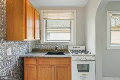 1004 Prince Edward Street #3, Fredericksburg, VA 22401 - Photo 5