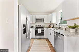 147 Longstreet Ave, Fredericksburg, VA 22401 - Photo 13