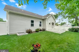 106 Ridgeway St, Fredericksburg, VA 22401 - Photo 1