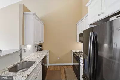 701 Cobblestone Boulevard #308, Fredericksburg, VA 22401 - Photo 9