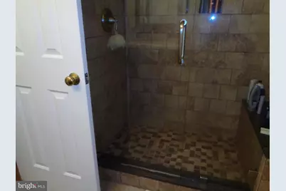 823 NW College Avenue NW, Fredericksburg, VA 22401 - Photo 7