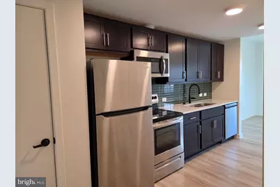 102 Hanover Street #302, Fredericksburg, VA 22401 - Photo 3