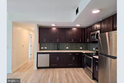 102 Hanover Street #208, Fredericksburg, VA 22401 - Photo 3