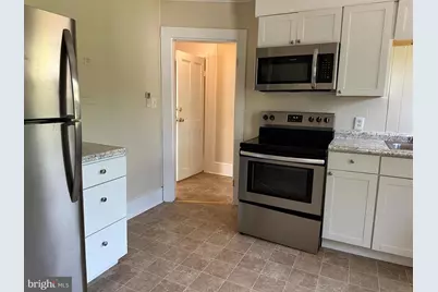 1605 Apt. B Charles Street, Fredericksburg, VA 22401 - Photo 3