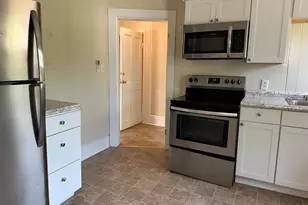 1605 Apt B Charles St, Fredericksburg, VA 22401 - Photo 3