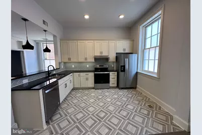 202 Hanover Street #2D, Fredericksburg, VA 22401 - Photo 3