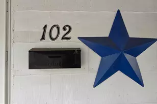 102 Frederick St, Fredericksburg, VA 22401 - Photo 3