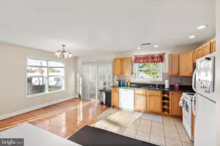 621 Wolfe St, Fredericksburg, VA 22401 - Photo 7