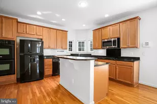 1002 Dorthea Ct, Fredericksburg, VA 22401 - Photo 9