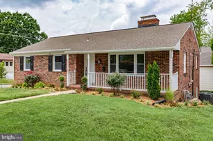 1329 Brent St, Fredericksburg, VA 22401 - Photo 3