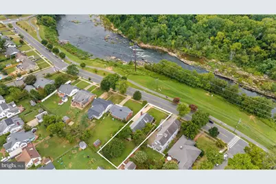 408 Riverside Drive, Fredericksburg, VA 22401 - Photo 35