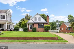 408 Riverside Dr, Fredericksburg, VA 22401 - Photo 3