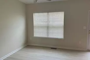 1310 Saunders Dr, Fredericksburg, VA 22401 - Photo 17