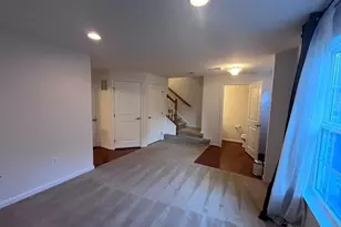 1118 Oakwood St, Fredericksburg, VA 22401 - Photo 3