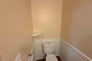 1404 Graham Dr, Fredericksburg, VA 22401 - Photo 9