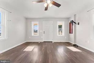 321 Tyler St, Fredericksburg, VA 22401 - Photo 5