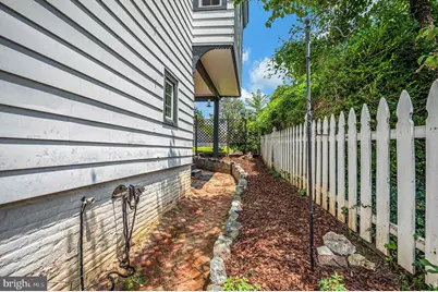 309 Princess Anne Street, Fredericksburg, VA 22401 - Photo 9