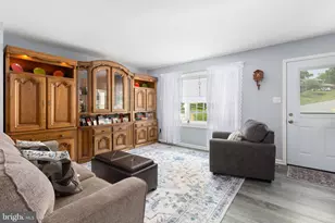 225 Morningside Dr, Fredericksburg, VA 22401 - Photo 5