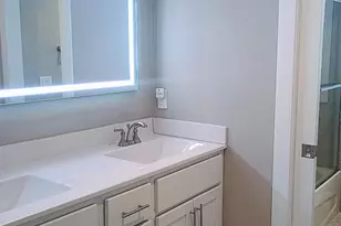 307 Charles St, Fredericksburg, VA 22401 - Photo 11