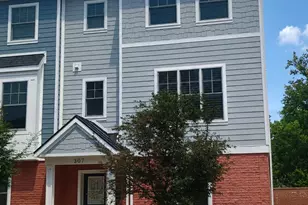 307 Charles St, Fredericksburg, VA 22401 - Photo 1