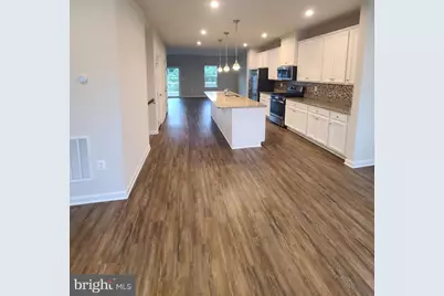 1006 Valley Run Drive, Fredericksburg, VA 22401 - Photo 11