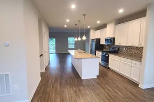 1006 Valley Run Dr, Fredericksburg, VA 22401 - Photo 11