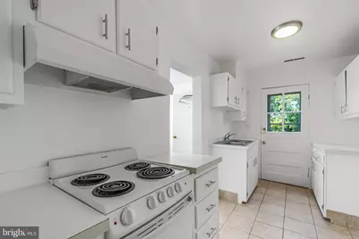 621 Lafayette Boulevard #B, Fredericksburg, VA 22401 - Photo 11