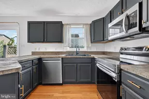 1609 Airport Ave, Fredericksburg, VA 22401 - Photo 9