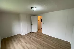 900 White St, Fredericksburg, VA 22401 - Photo 11