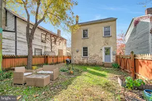 305 Prince Edward St, Fredericksburg, VA 22401 - Photo 7