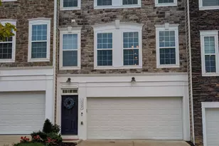 1327 Gilmore St, Fredericksburg, VA 22401 - Photo 3