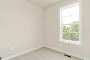 416 Germania St, Fredericksburg, VA 22401 - Photo 17