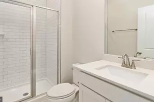 416 Germania St, Fredericksburg, VA 22401 - Photo 5