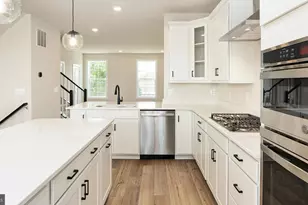 416 Germania St, Fredericksburg, VA 22401 - Photo 9