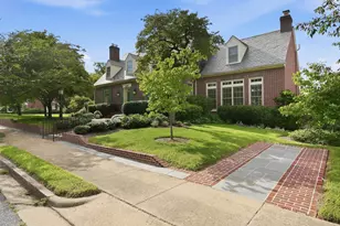 809 Cornell St, Fredericksburg, VA 22401 - Photo 3