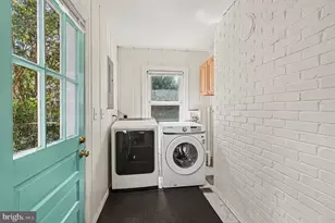 1319 Augustine Ave, Fredericksburg, VA 22401 - Photo 17