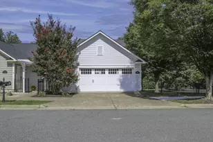 1201 Hearthstone Dr, Fredericksburg, VA 22401 - Photo 5