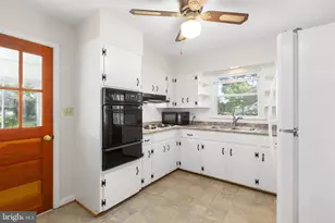 125 Hillcrest Dr, Fredericksburg, VA 22401 - Photo 11