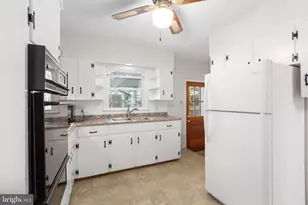 125 Hillcrest Dr, Fredericksburg, VA 22401 - Photo 33