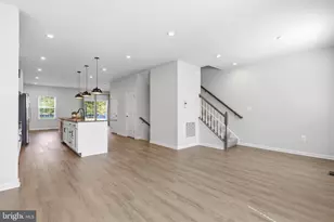 1118 Dovetail Cir, Fredericksburg, VA 22401 - Photo 11