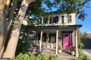 507 Amelia St, Fredericksburg, VA 22401 - Photo 1