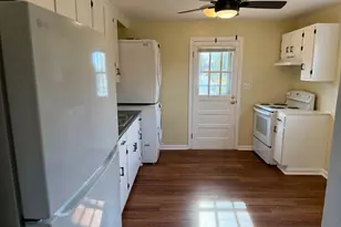1428 Payne St, Fredericksburg, VA 22401 - Photo 3