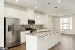 1006 Valley Run Dr, Fredericksburg, VA 22401 - Photo 19