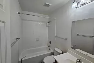 806 Grove Ave, Fredericksburg, VA 22401 - Photo 17